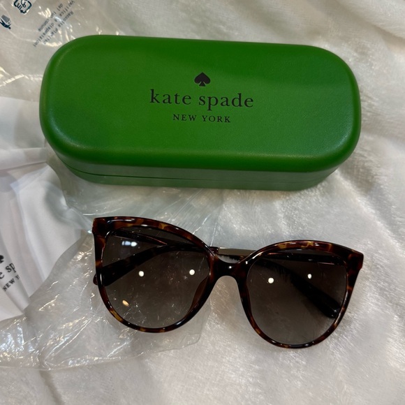 Gorgeous Kate Spade Sassari Havana Cat Eye Butterfly Sunglasses NWT - Picture 8 of 16